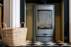 Photo 12- click for photo gallery